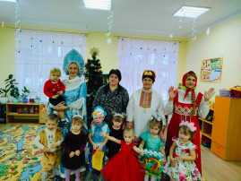 Новогодние утренники Новогодние утренники.