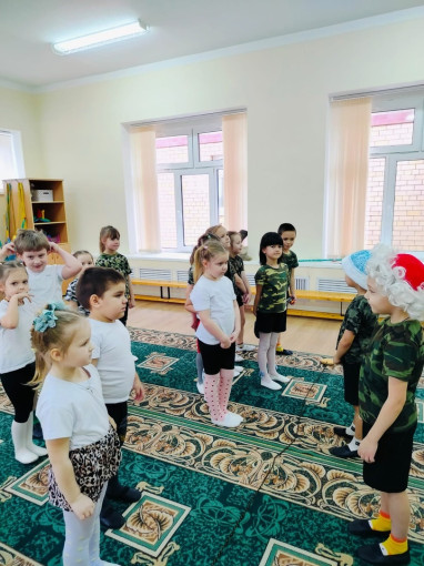 Время веселых игр и забав Время веселых игр и забав.